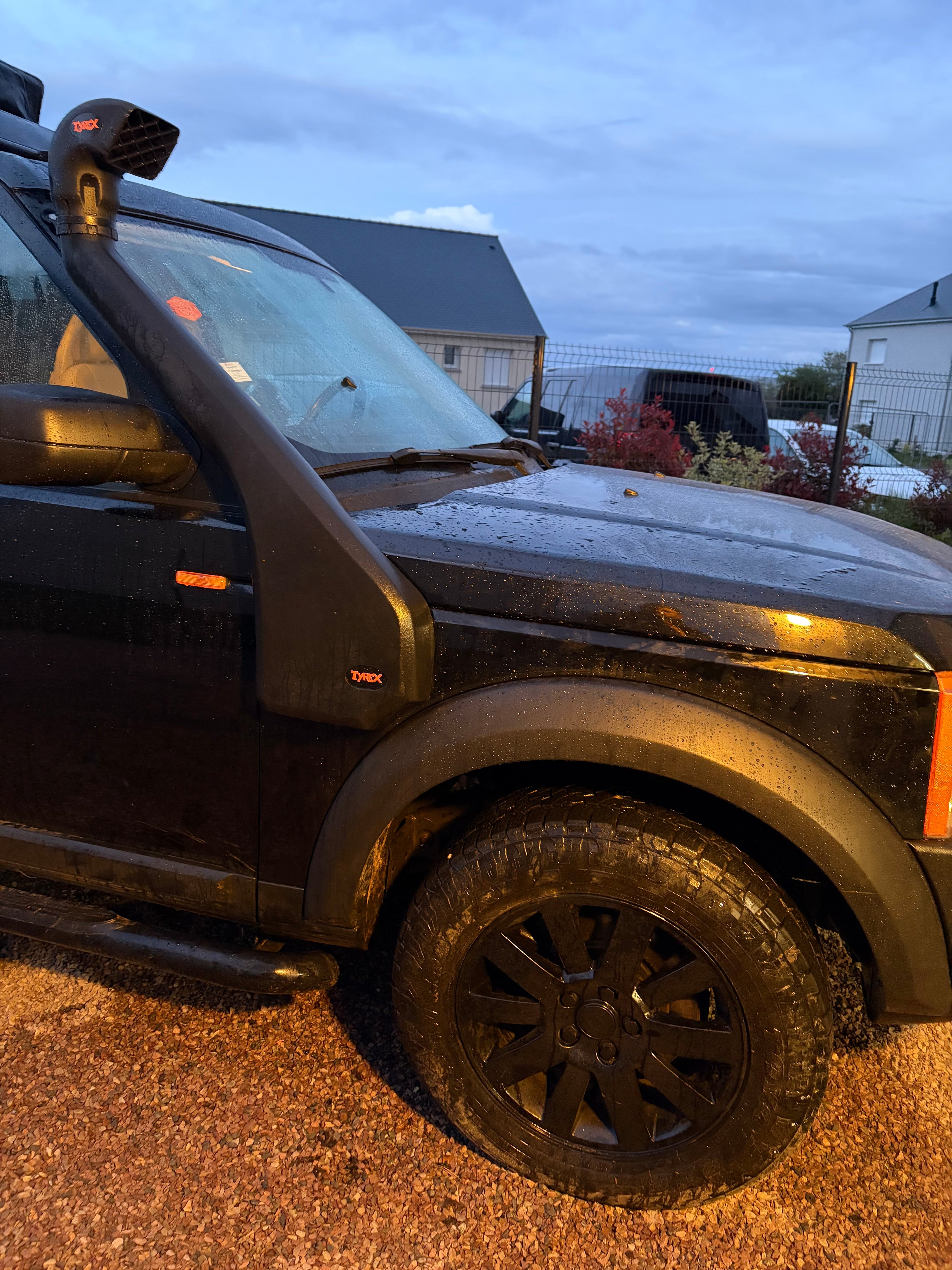 Snorkel Land Rover Discovery 3 & 4 – TYREX Raptor 4x4